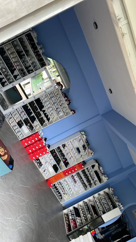 34212 sneakers chilpancingo 576x1024