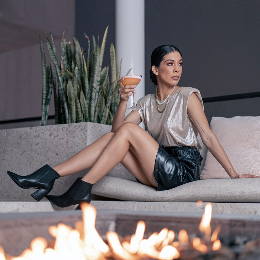 34457 lua boutique 1024x1024