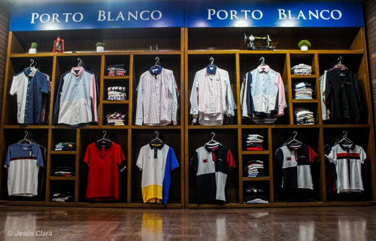 34617 shopping town boutique 768x493