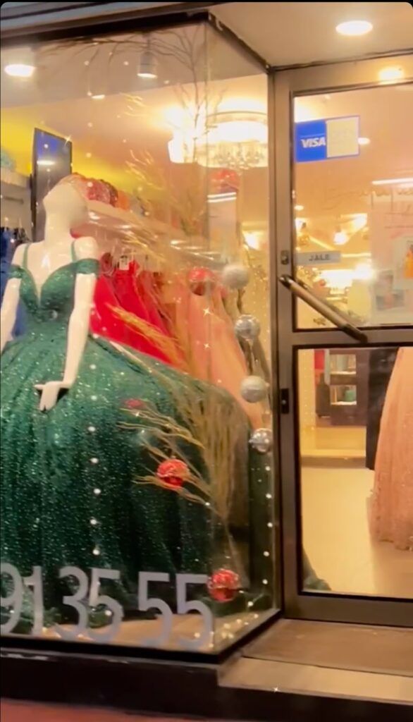 34741 andrus boutique bodas y xv anos 586x1024