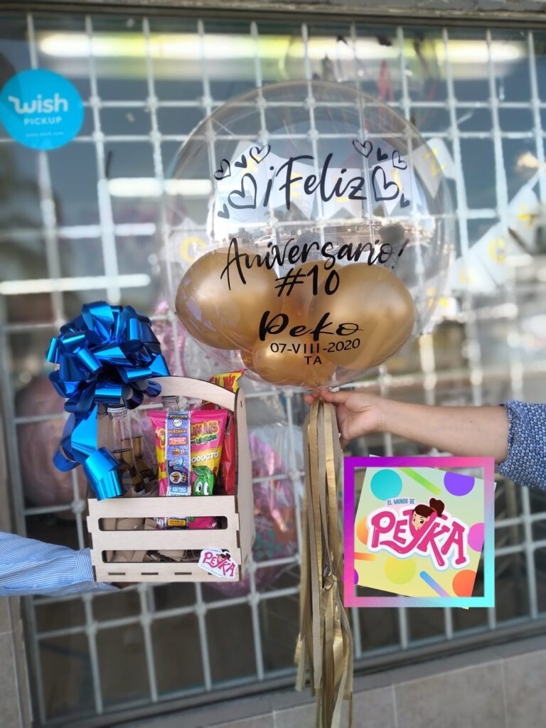 35257 el mundo de peyka globos y envoltura de regalos 768x1024