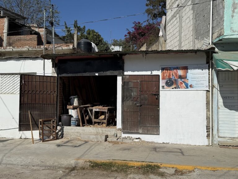 35592 el taller del maestro carpinteria 768x576