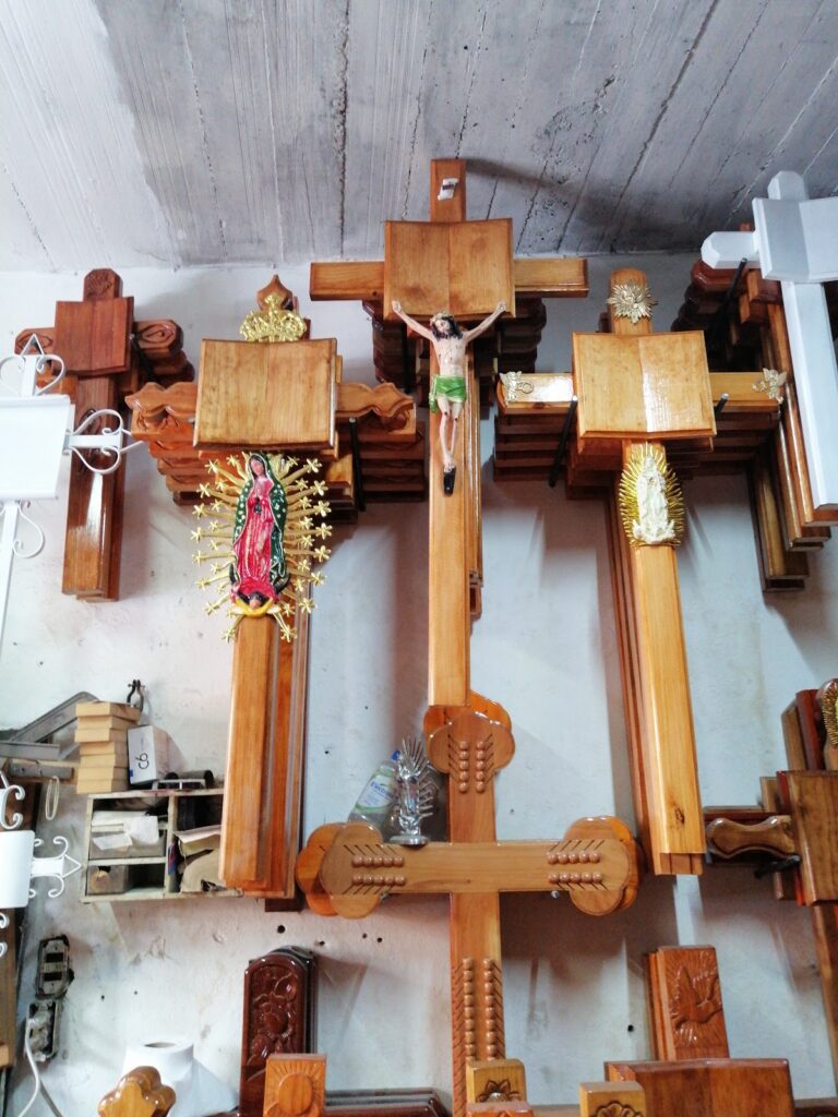 35755 taller carpinteria mario e hijos 768x1024