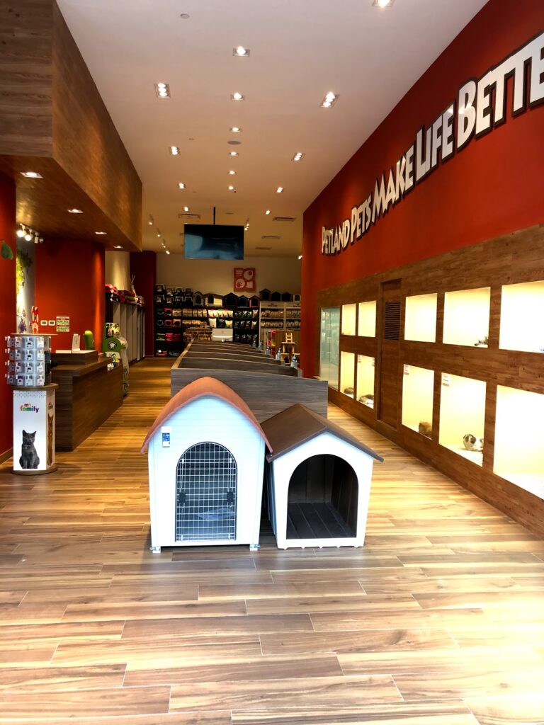 37865 petland 768x1024