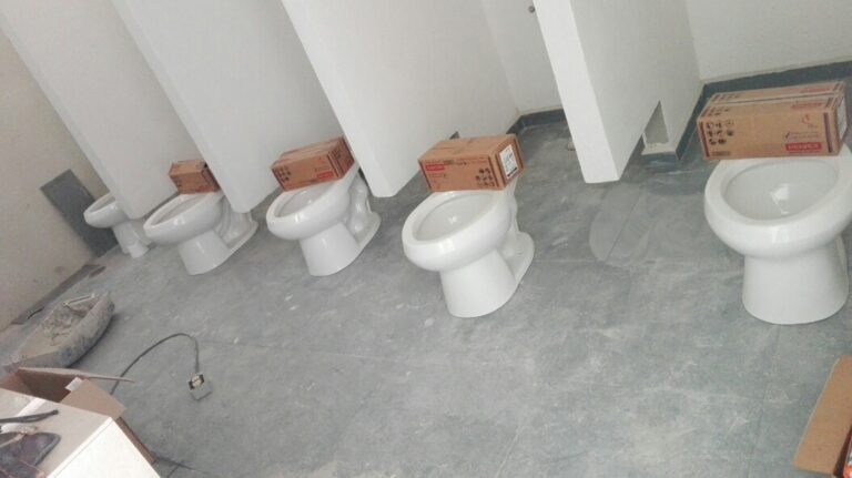 6862 plomero electricista 768x431