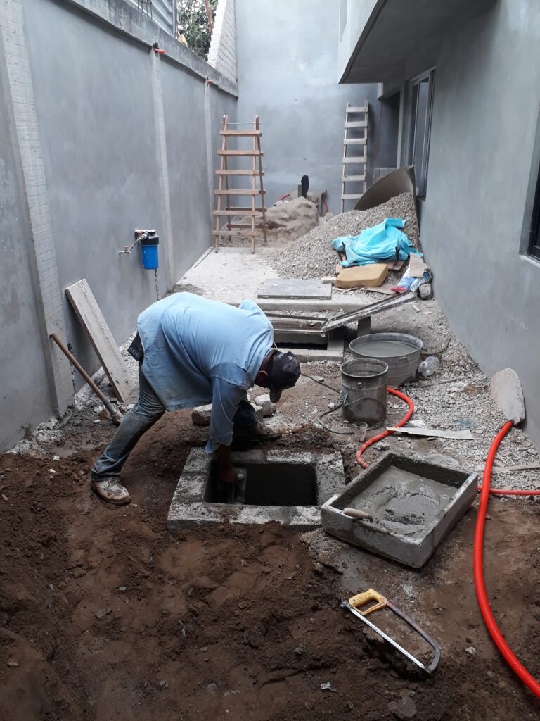 6907 plomero electricista 768x1024