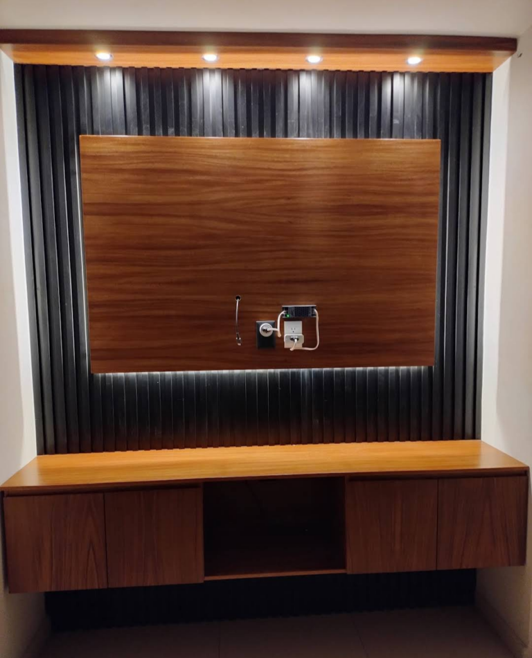 7294 electricistasc323 768x950