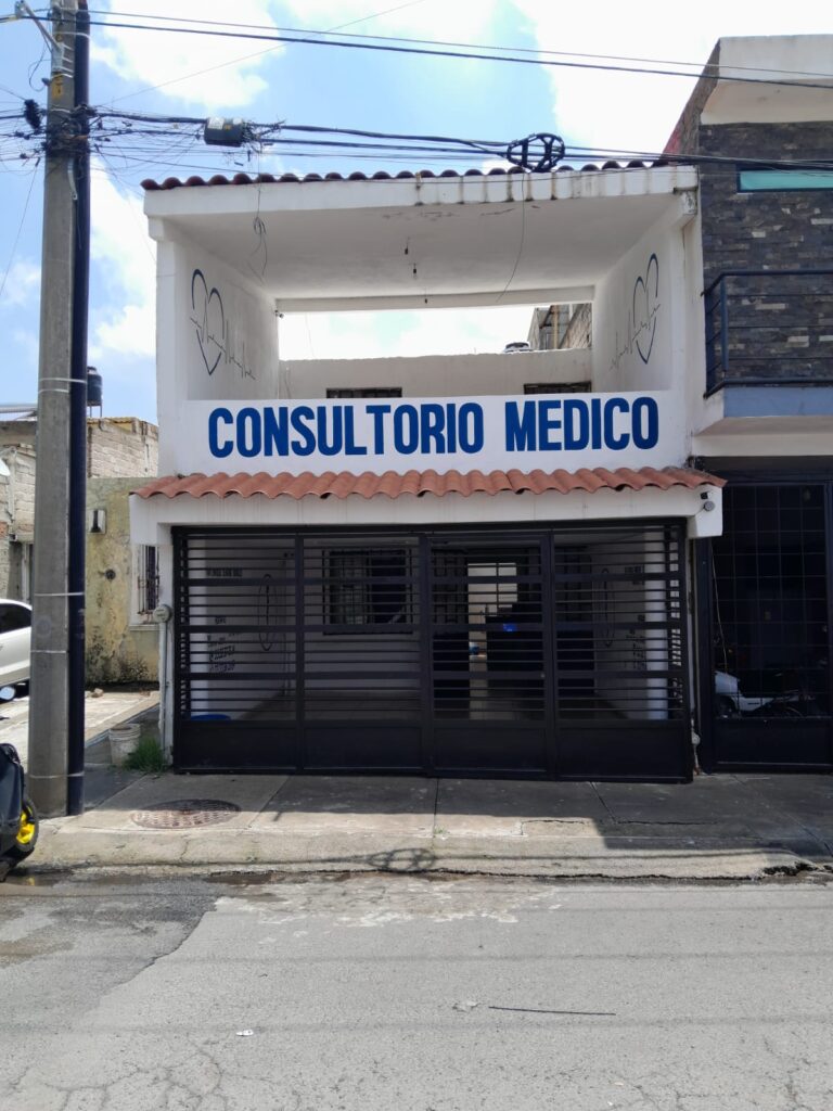 7874 consultorio medico general 768x1024