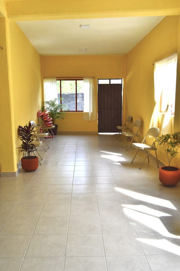 7966 dr. diego ortega. consultorio medico 681x1024