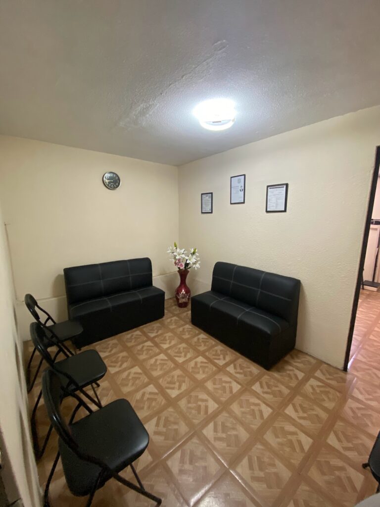 8181 dra. denny perez vidal 768x1024