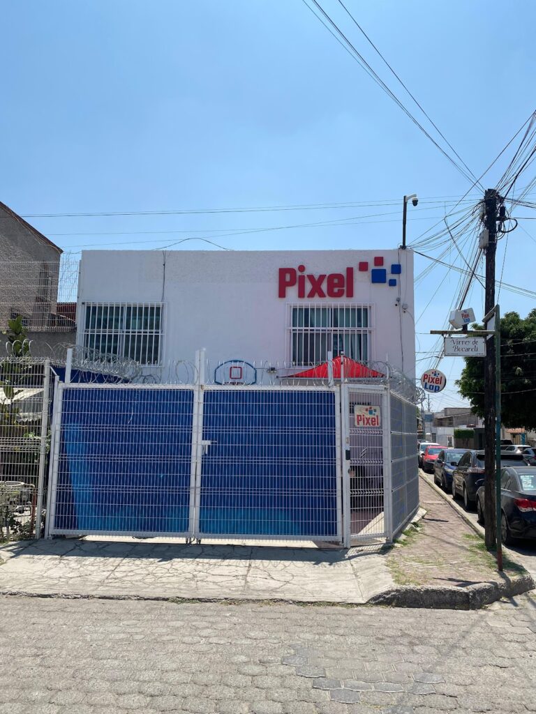 8705 pixel lap 768x1024