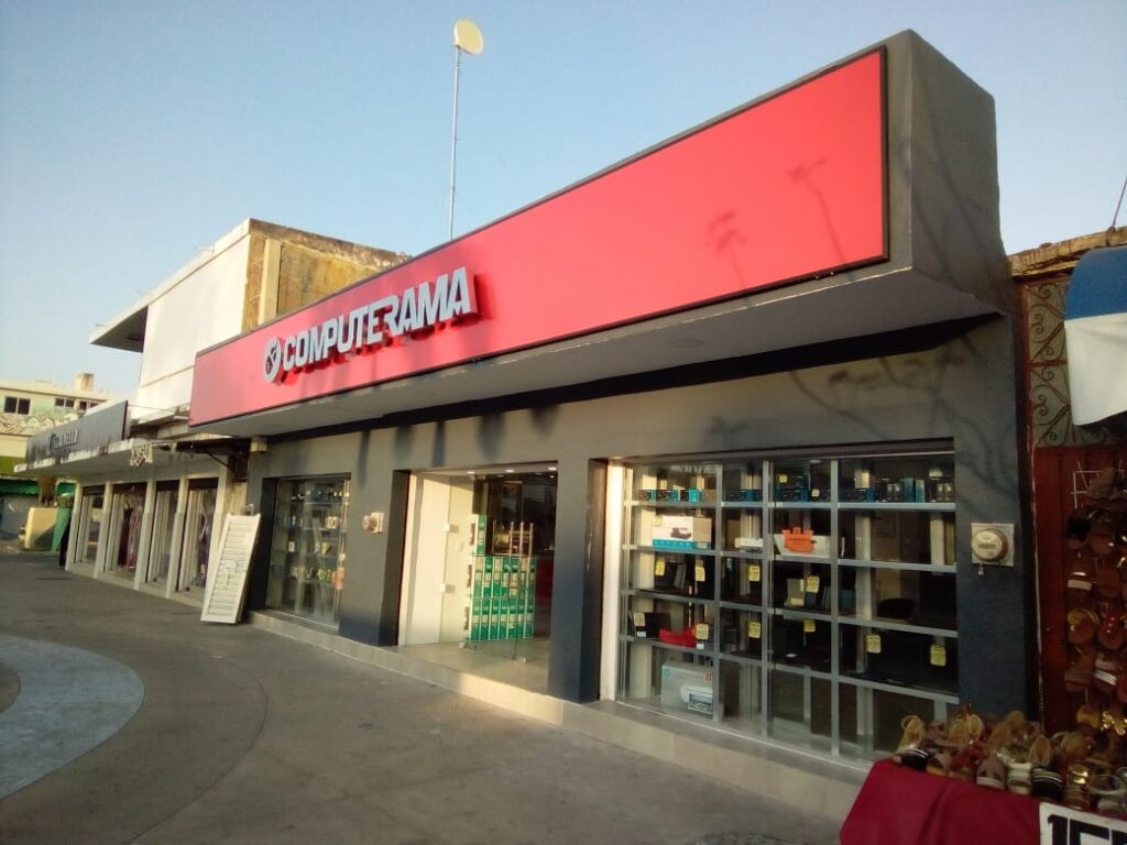 8742 computerama 1024x768