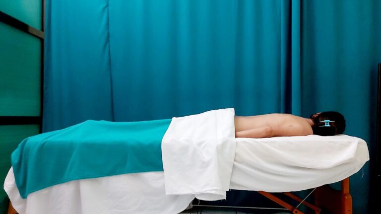 9579 massage reflexology reiki studio 768x431