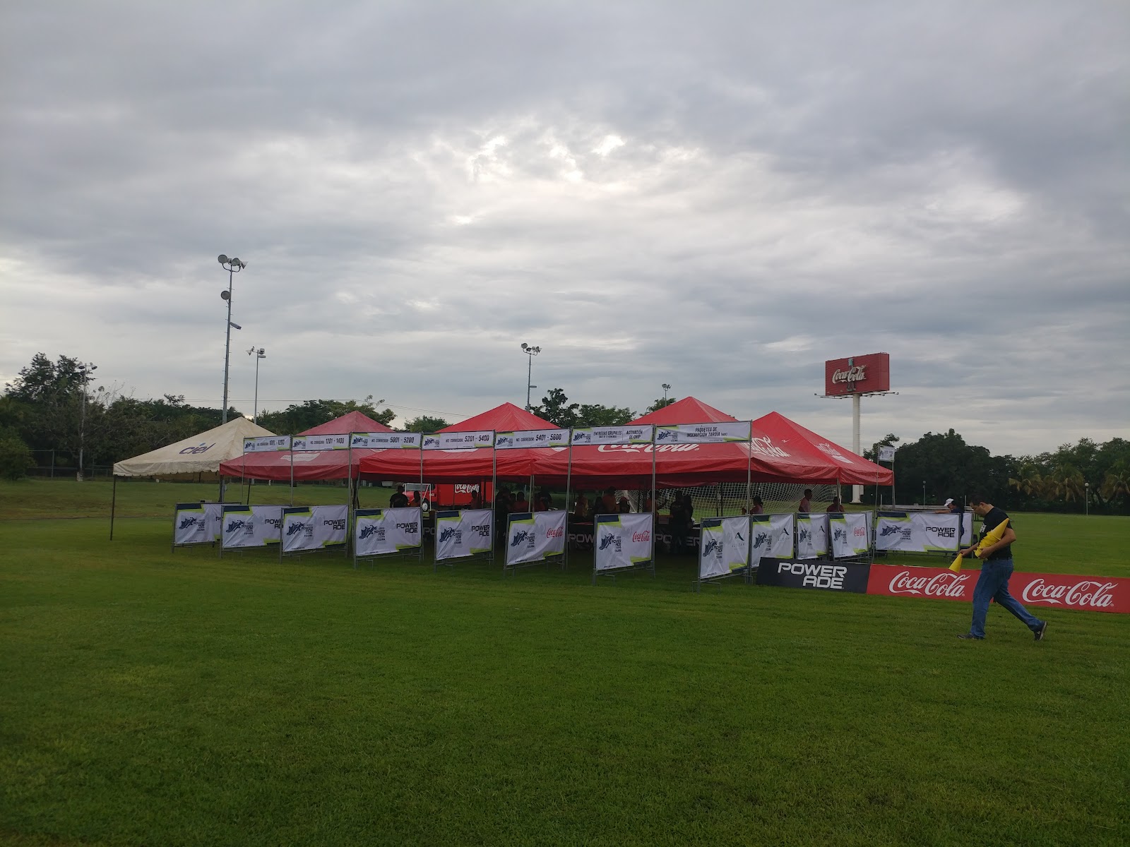 fanout-photo-1770408348753-5 fanout-photo-1770408348753-5