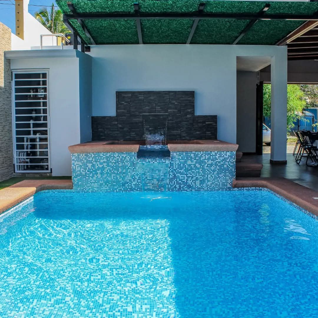 fanout-photo-1770408484132-6 fanout-photo-1770408484132-6