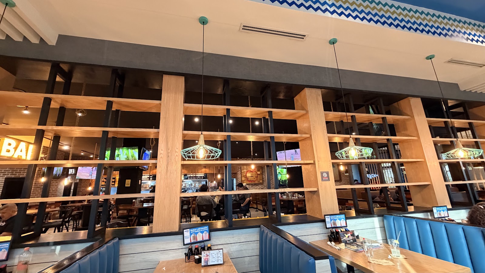 fanout-photo-1770412761334-5 fanout-photo-1770412761334-5