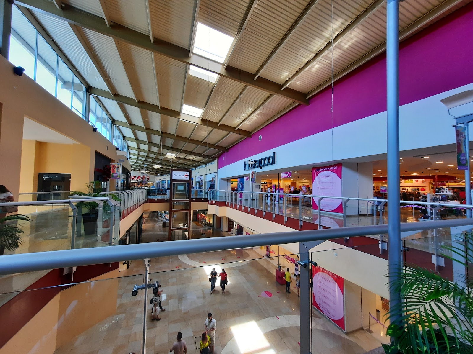 fanout-photo-1770412800832-3 fanout-photo-1770412800832-3