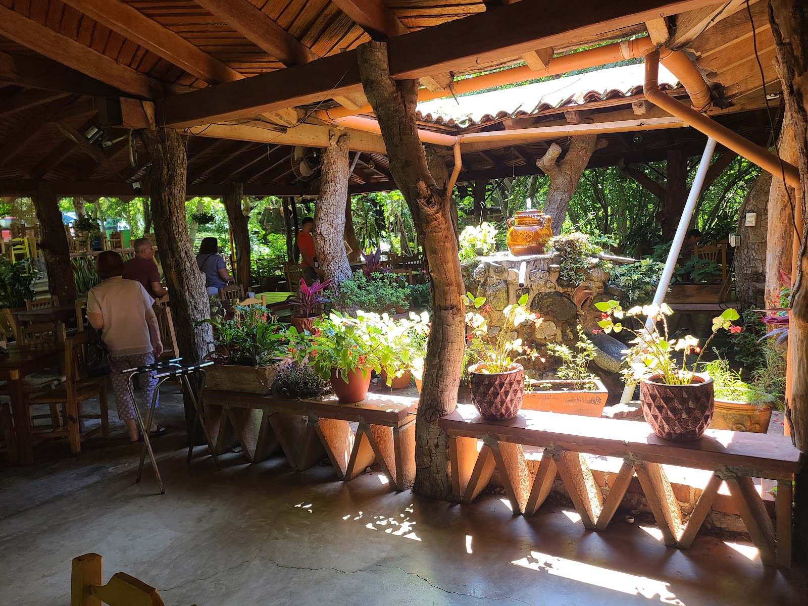 leetx-google-photo-48156-4 leetx-google-photo-48156-4