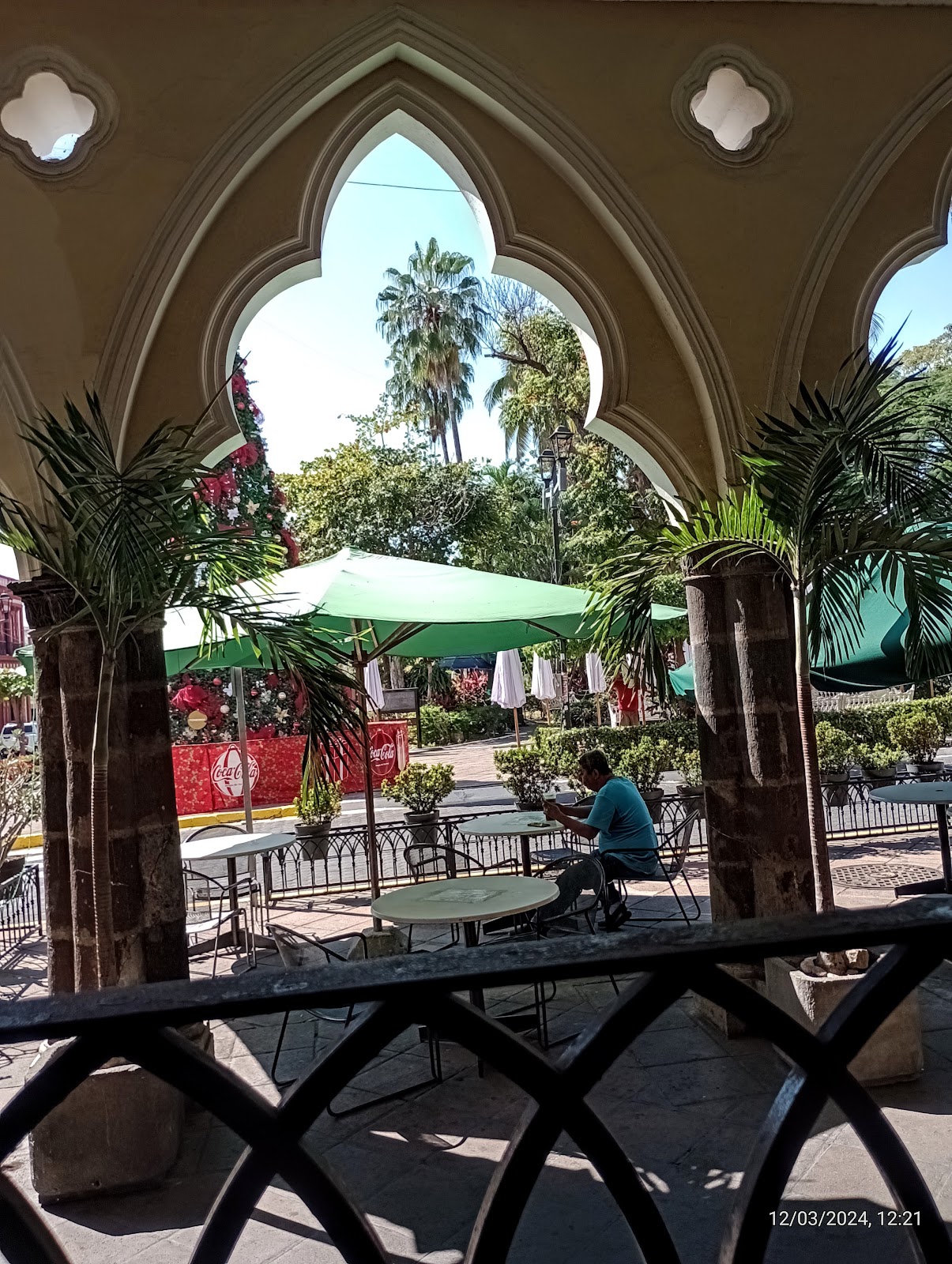 leetx-google-photo-52977-5 leetx-google-photo-52977-5